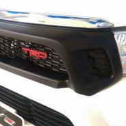 Решетка радиатора TRD Toyota Hilux 2016