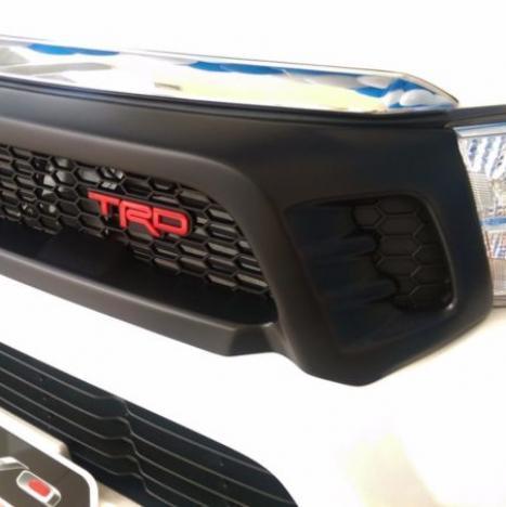 Решетка радиатора TRD Toyota Hilux 2016